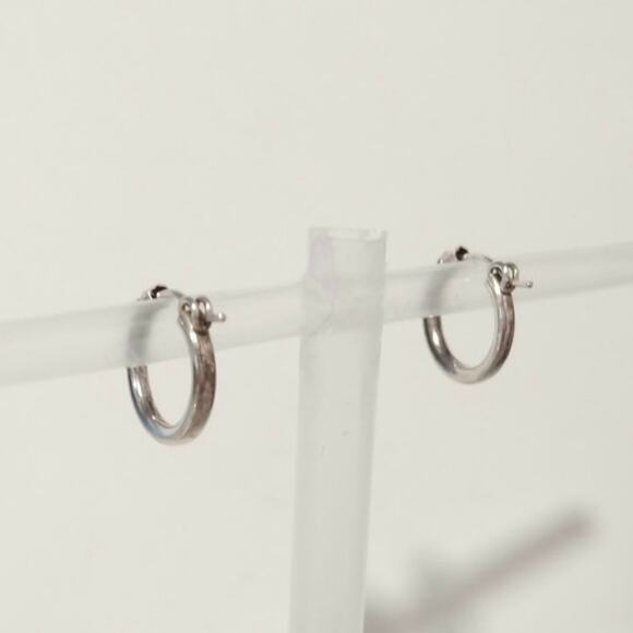 JWK 925 Sterling Silver Huggie Hoop Earrings Small Signed Women Girls Jewelry - Picture 10 of 11